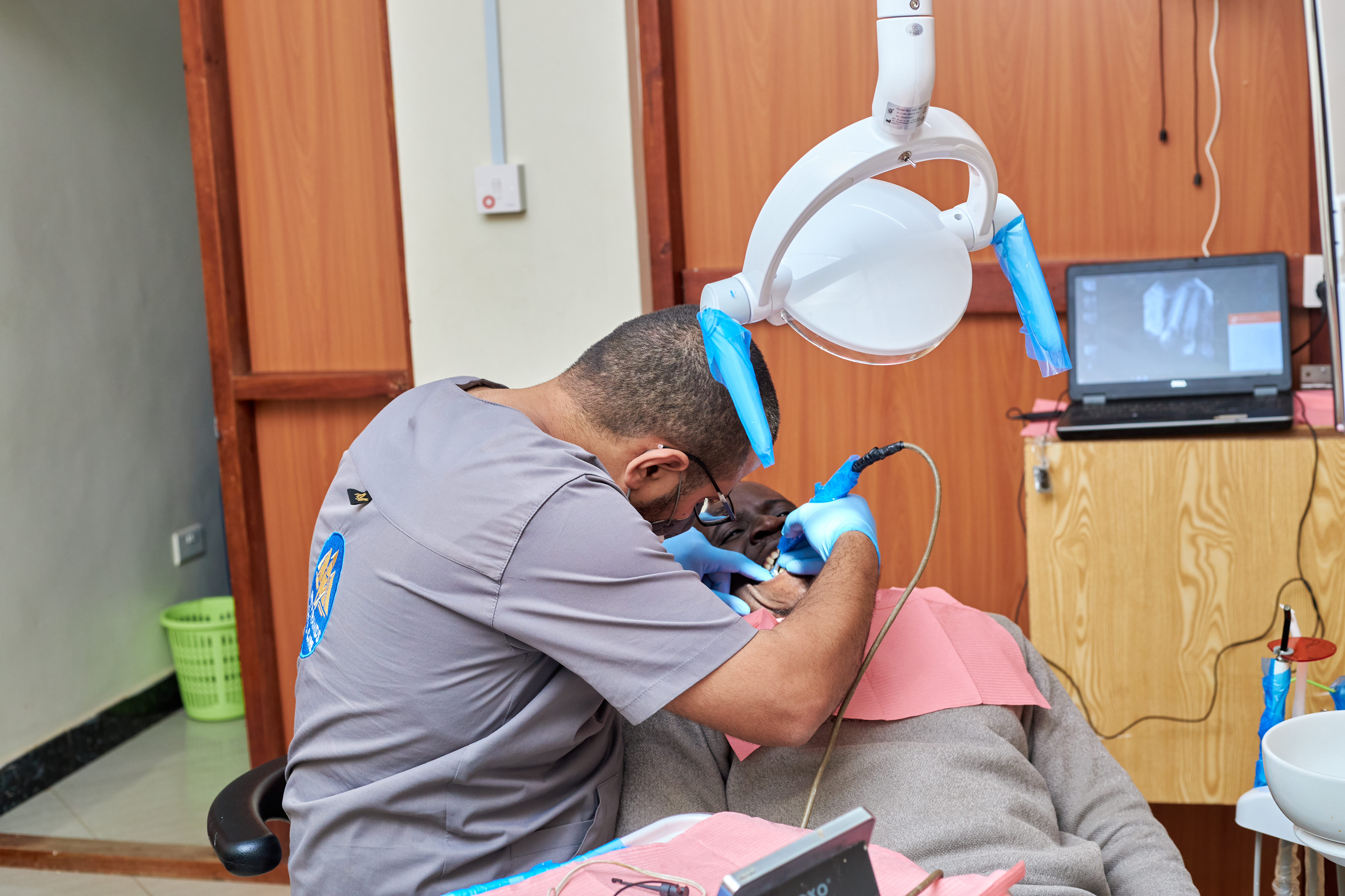 Afripyramid dental hero